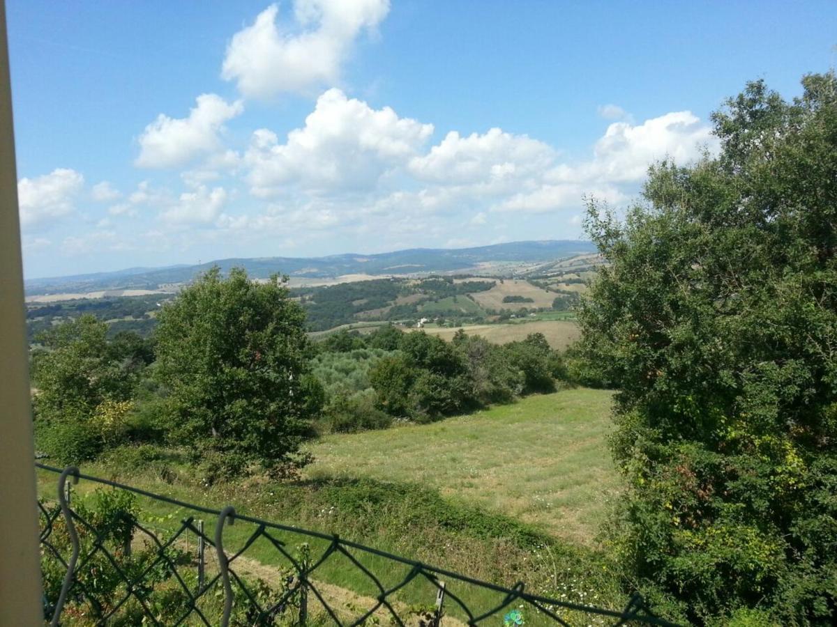 Apartament Il Poggio Da Leo Capanne Zewnętrze zdjęcie
